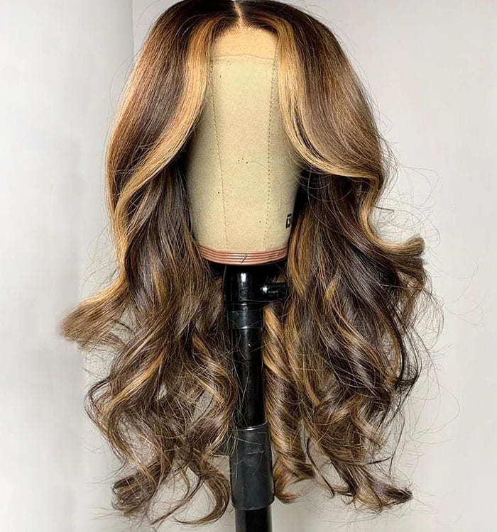 Type of Hairstyles You Can Do With Honey Blonde Lace Front Wig.